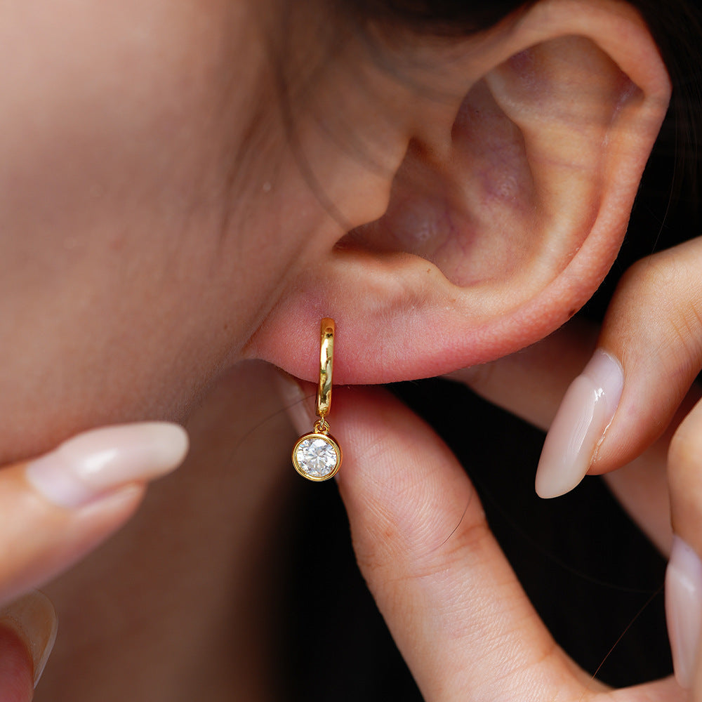 S925 Silver Ladies Round Studs Simple Moissanite Earrings